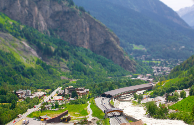 Montblanc, Switzerland photo by Amirdash